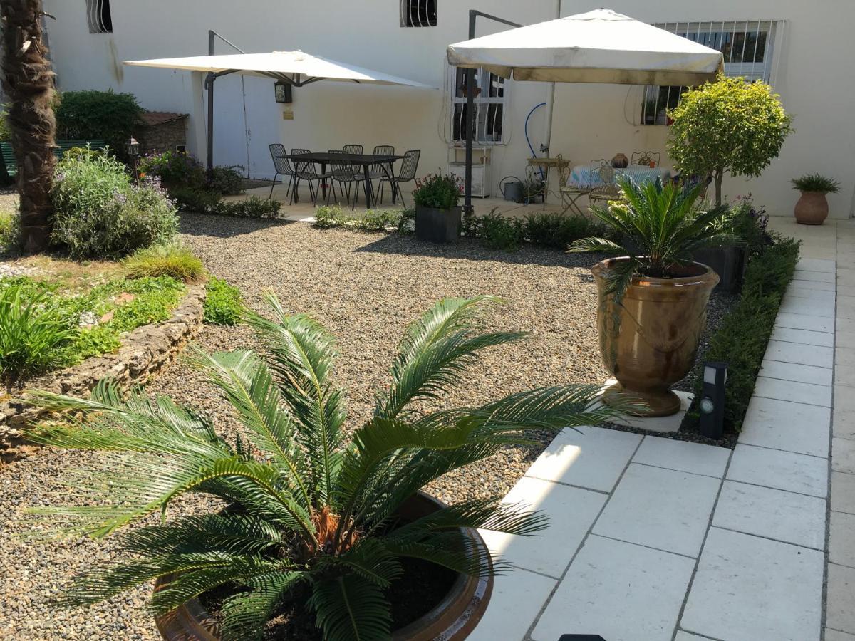 Maison D'Hotes Lassaubatju Hontanx Bagian luar foto