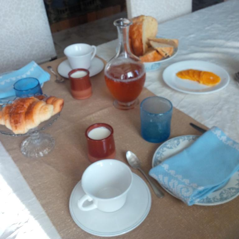 Maison D'Hotes Lassaubatju Hontanx Bagian luar foto