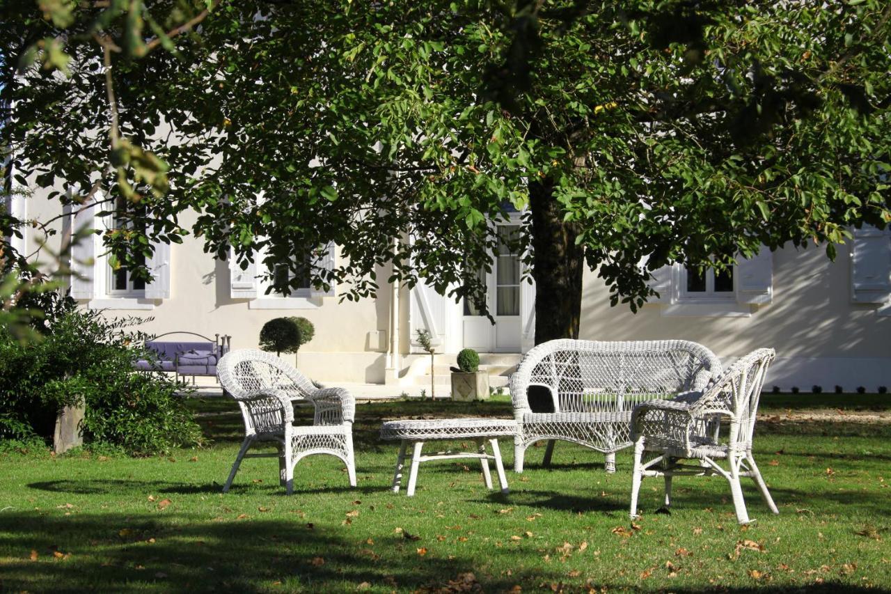 Maison D'Hotes Lassaubatju Hontanx Bagian luar foto