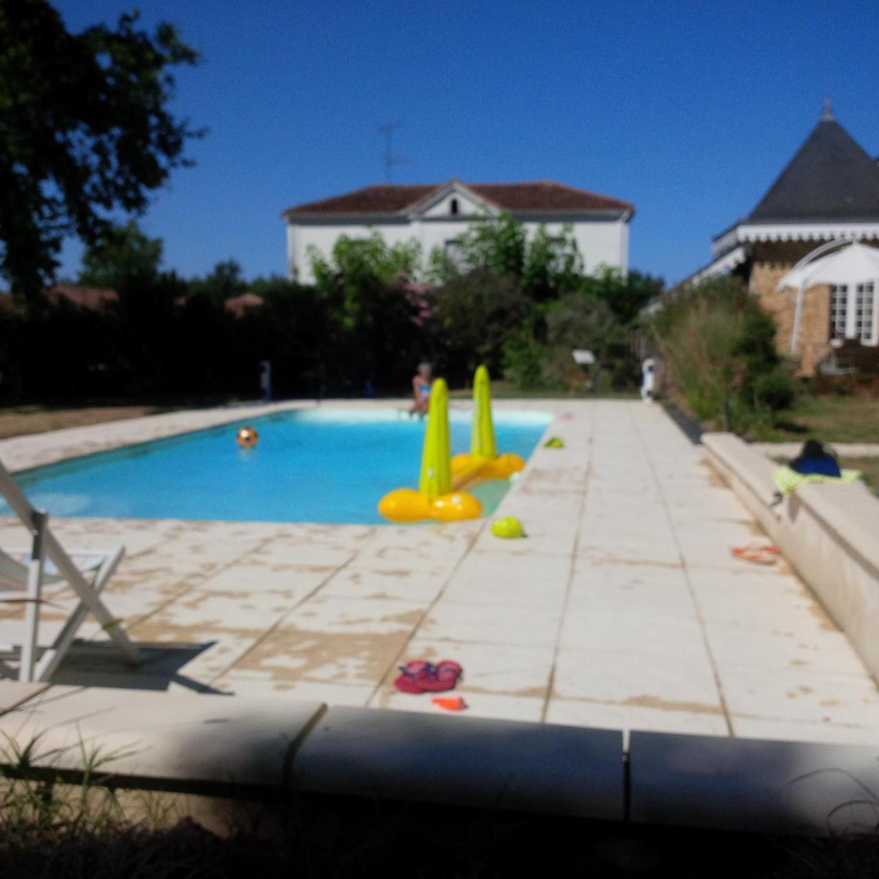 Maison D'Hotes Lassaubatju Hontanx Bagian luar foto